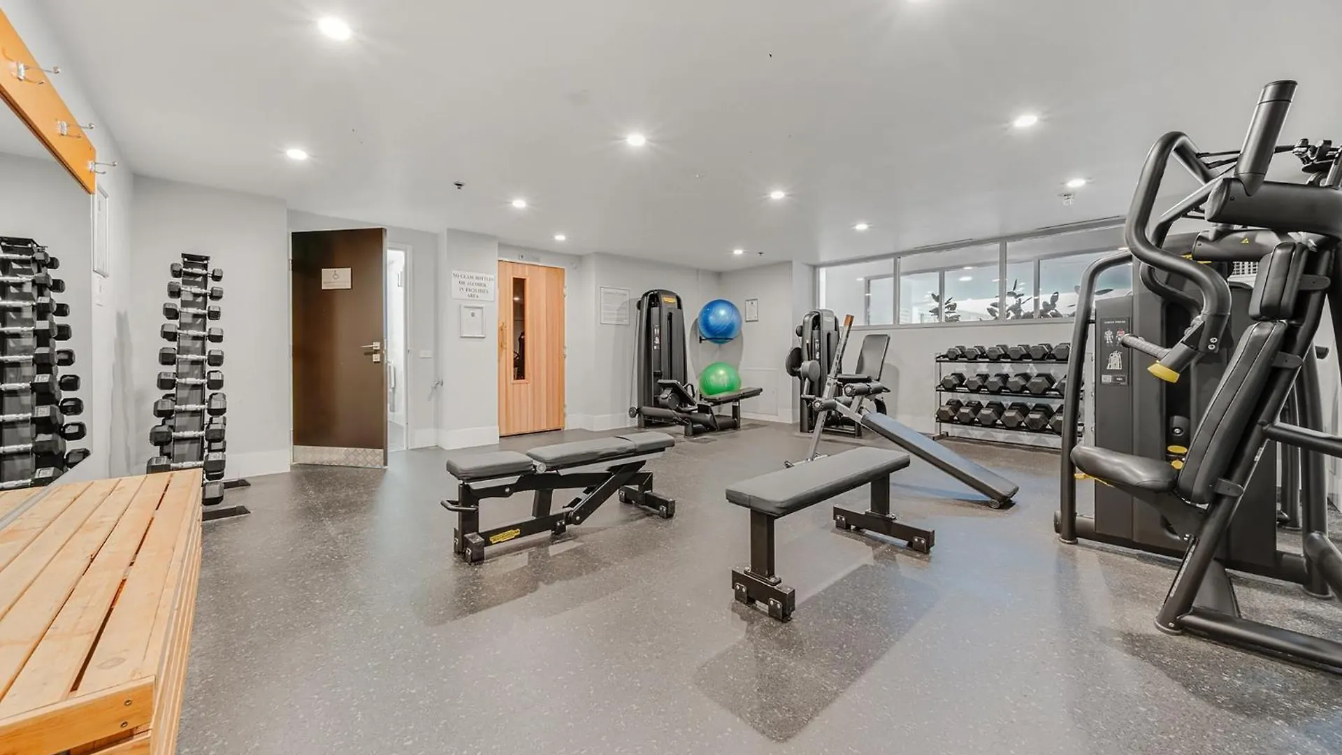 Stylish 1-Bed Flat With Pool Bbq & Sauna Access Canberra Lägenhet